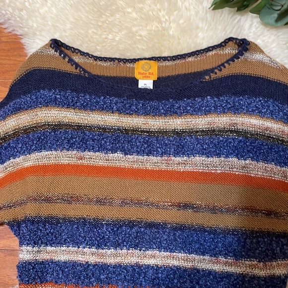 Short Sleeved Cropped Knit Sweater Top by Ruby Rd. / Size Large - Picture 3 of 8